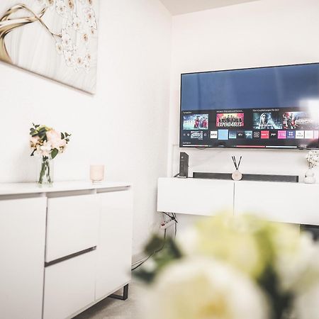 Luxus Maisonette Wohnung Am See, Wehome Premium Sankt Leon-Rot Esterno foto