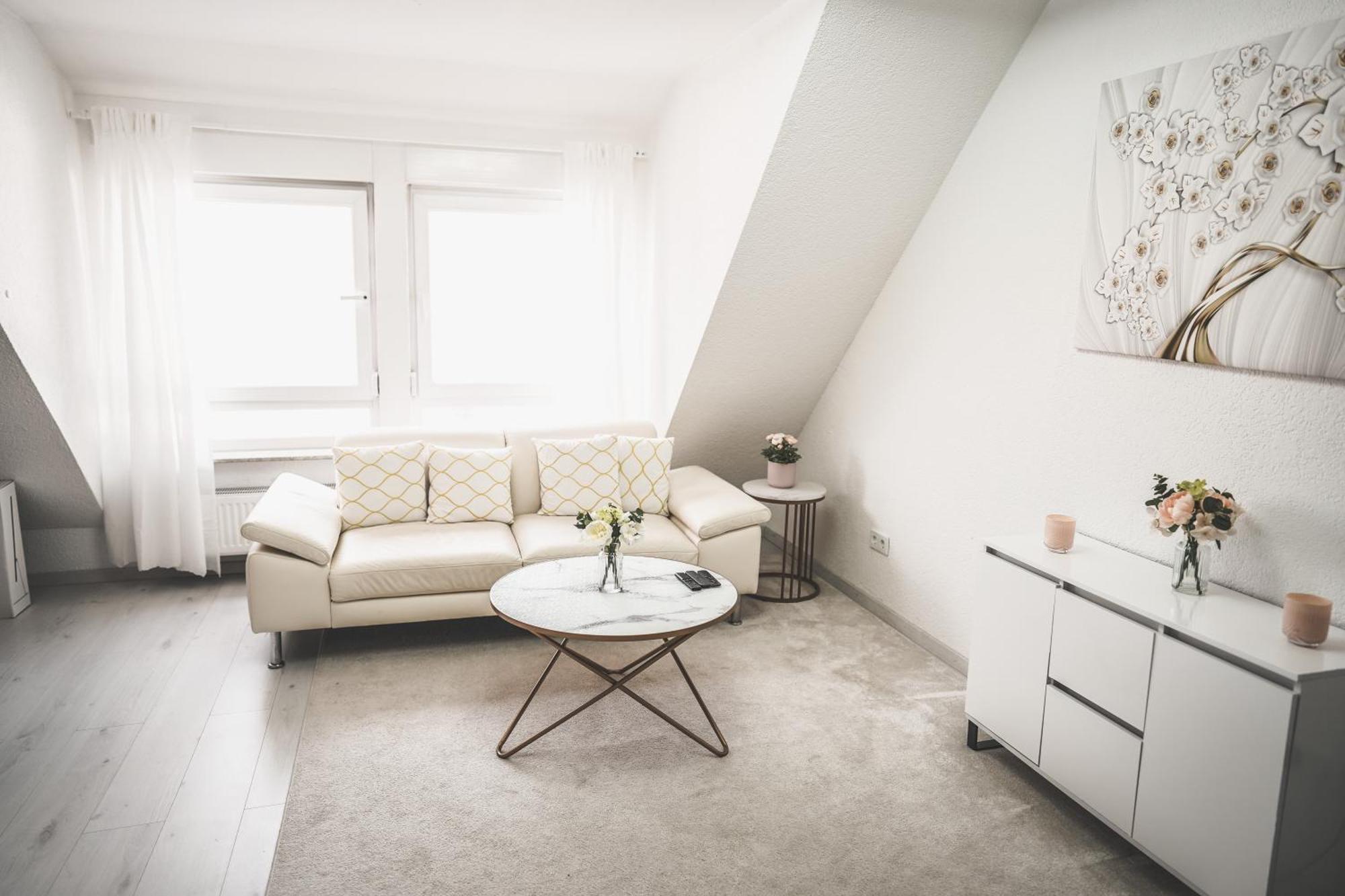 Luxus Maisonette Wohnung Am See, Wehome Premium Sankt Leon-Rot Esterno foto