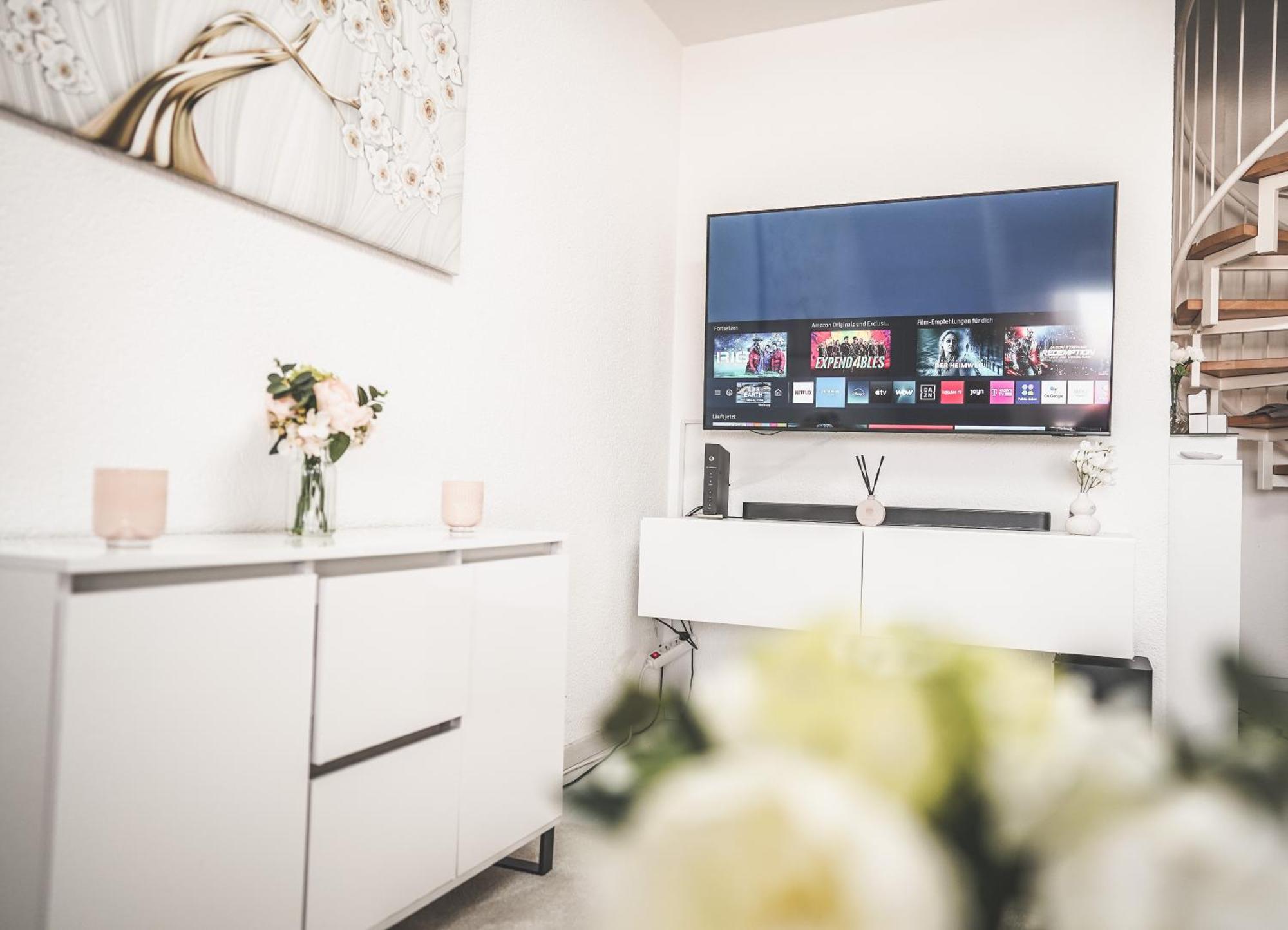 Luxus Maisonette Wohnung Am See, Wehome Premium Sankt Leon-Rot Esterno foto