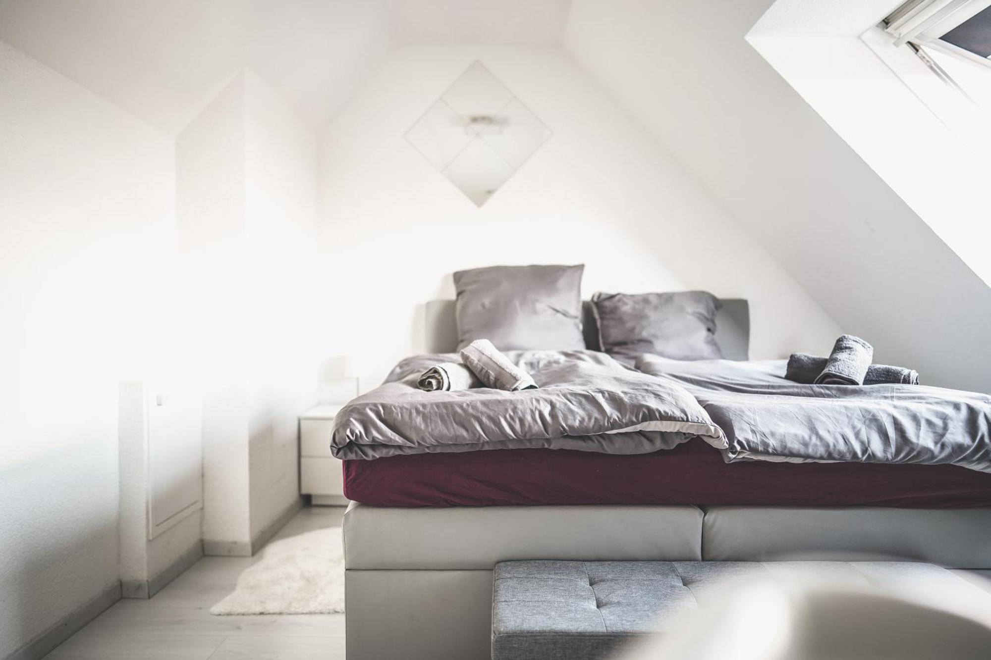Luxus Maisonette Wohnung Am See, Wehome Premium Sankt Leon-Rot Esterno foto