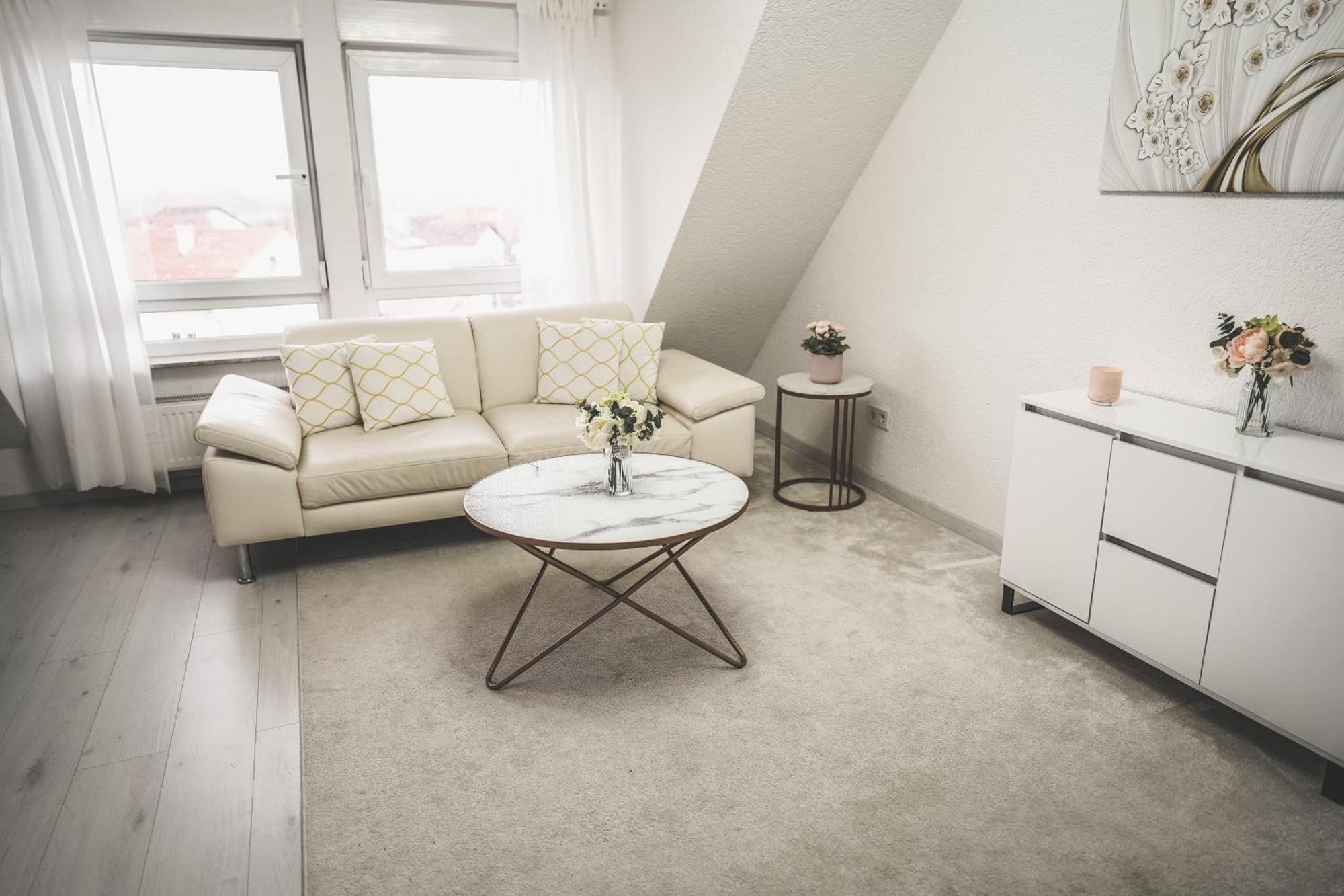 Luxus Maisonette Wohnung Am See, Wehome Premium Sankt Leon-Rot Esterno foto