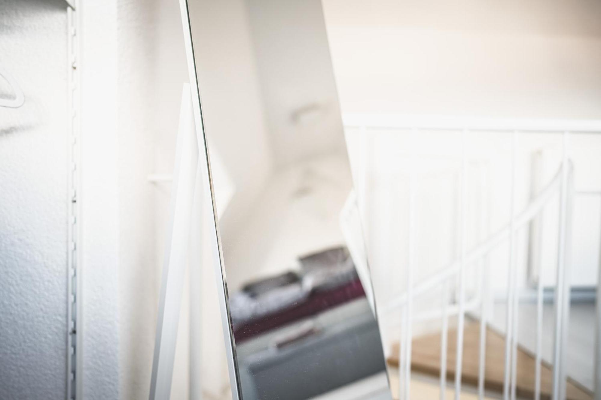 Luxus Maisonette Wohnung Am See, Wehome Premium Sankt Leon-Rot Esterno foto